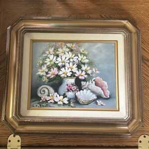 Vintage Seashells & Daisies Wall Hanging